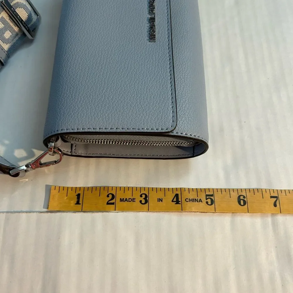 Michael Kors Jet Set Light Blue Large Leather Crossbody Bag - Picture 13 of 16